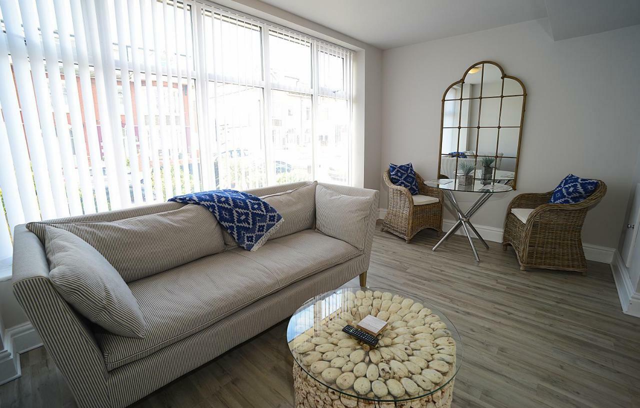 Twelve Apartments Blackpool Exterior foto