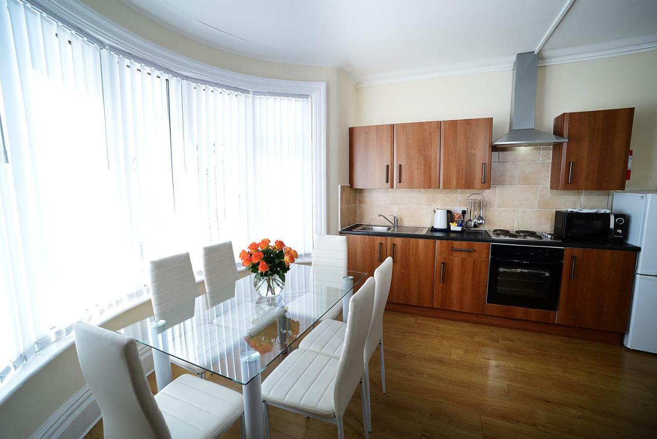 Twelve Apartments Blackpool Exterior foto
